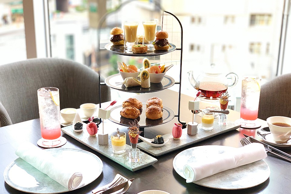 好評につき販売時間延長 Torrent Summer Afternoon Tea 絶賛販売中 渋谷駅直結 渋谷ストリームエクセルホテル東急 公式