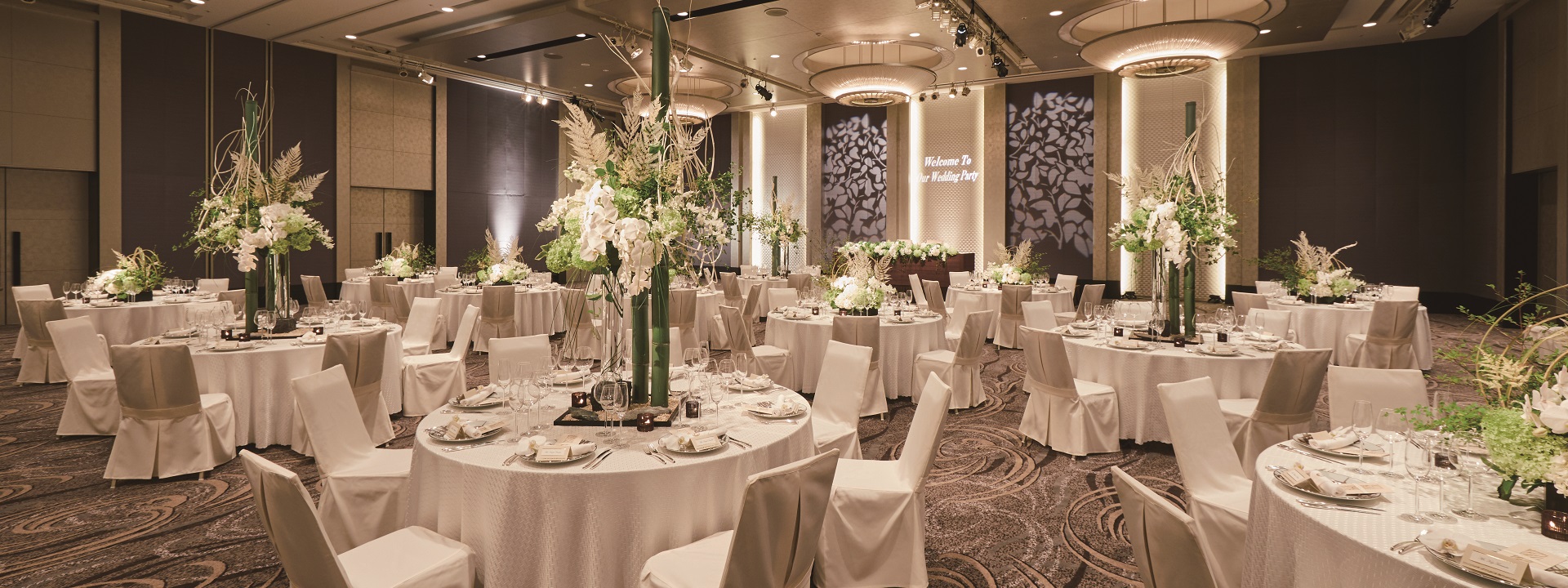 日本の美を受け継いだ真珠のシャンデリア