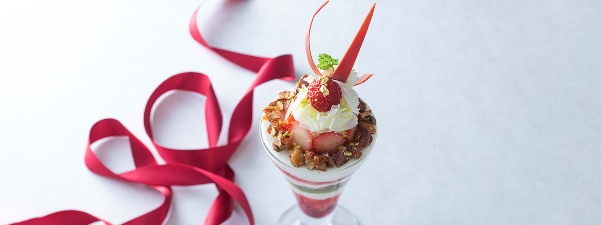 ORIGAMI クリスマスパフェ