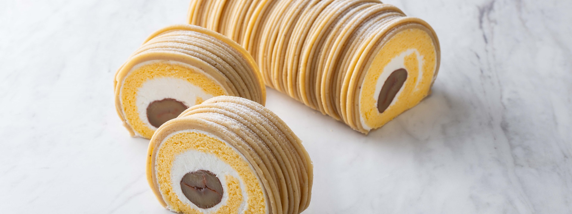 栗のロールケーキ