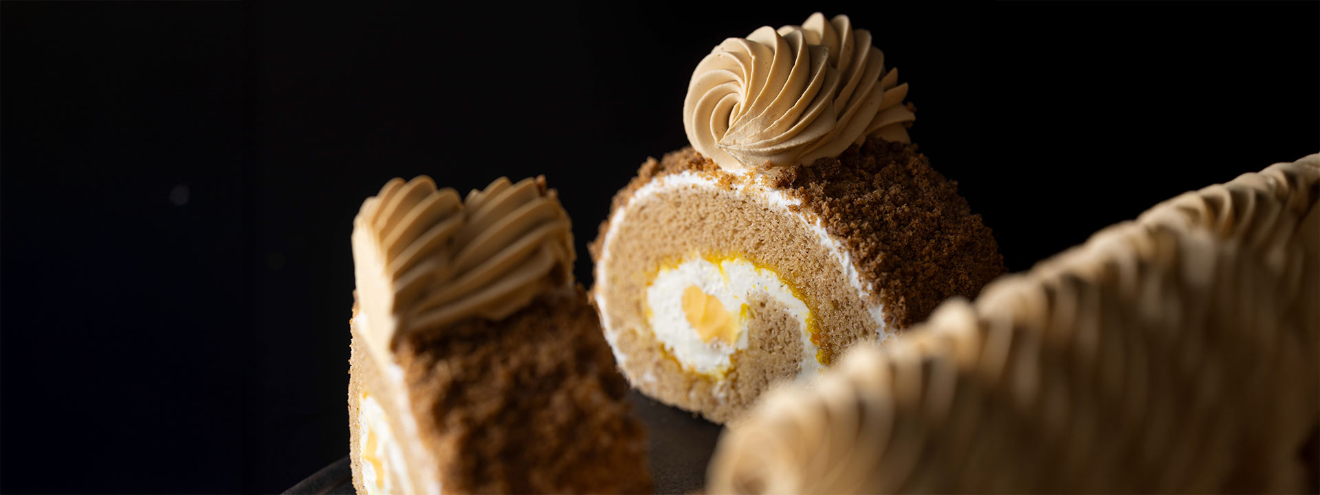 Tea and orange roll cake