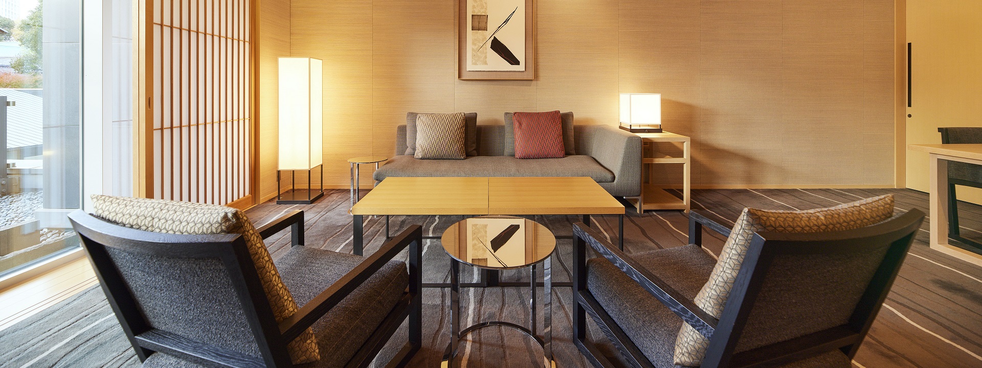 クラブラウンジ | 溜池山王駅直結(東京・赤坂)ザ・キャピトルホテル