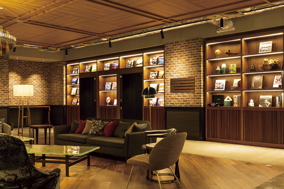 時代に合わせて変化を遂げ、 室の高い運営力を強みに進化