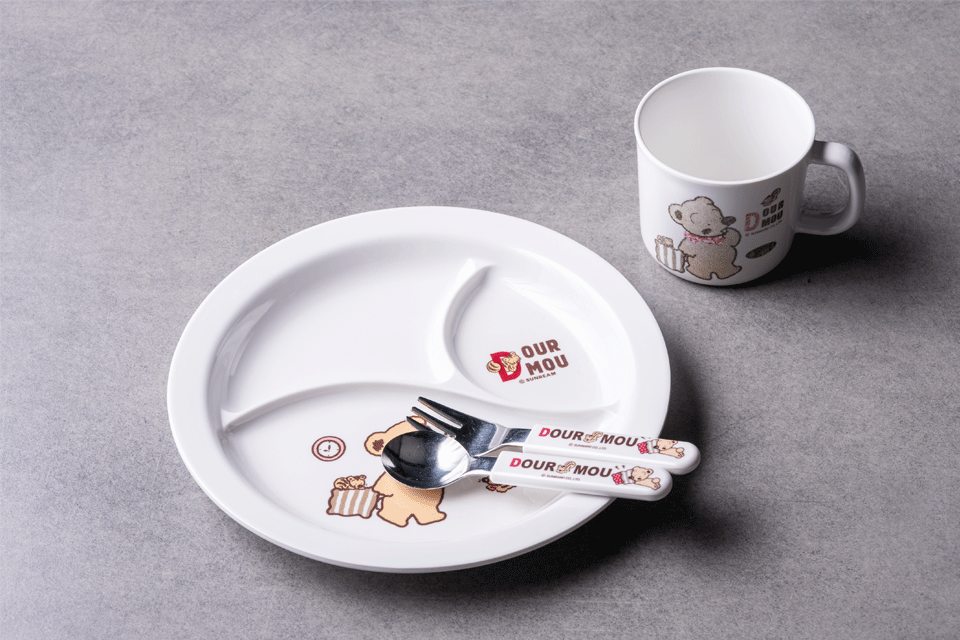 お子さま用食器