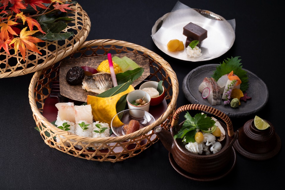 開業記念 松茸の土瓶蒸しランチ