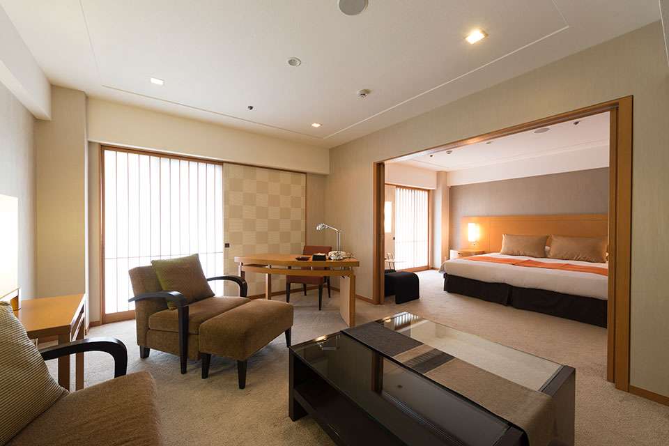 이그제큐티브 주니어 스위트 킹 더블