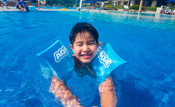 There is an outdoor pool exclusively for guests staying at the hotel. The circular pool for children is 40cm to 70cm deep. (Closed from November 16th to March 15th)