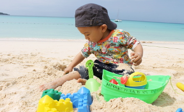 We have a sandbox set on the beach. Come and enjoy playing in the sand with your children.