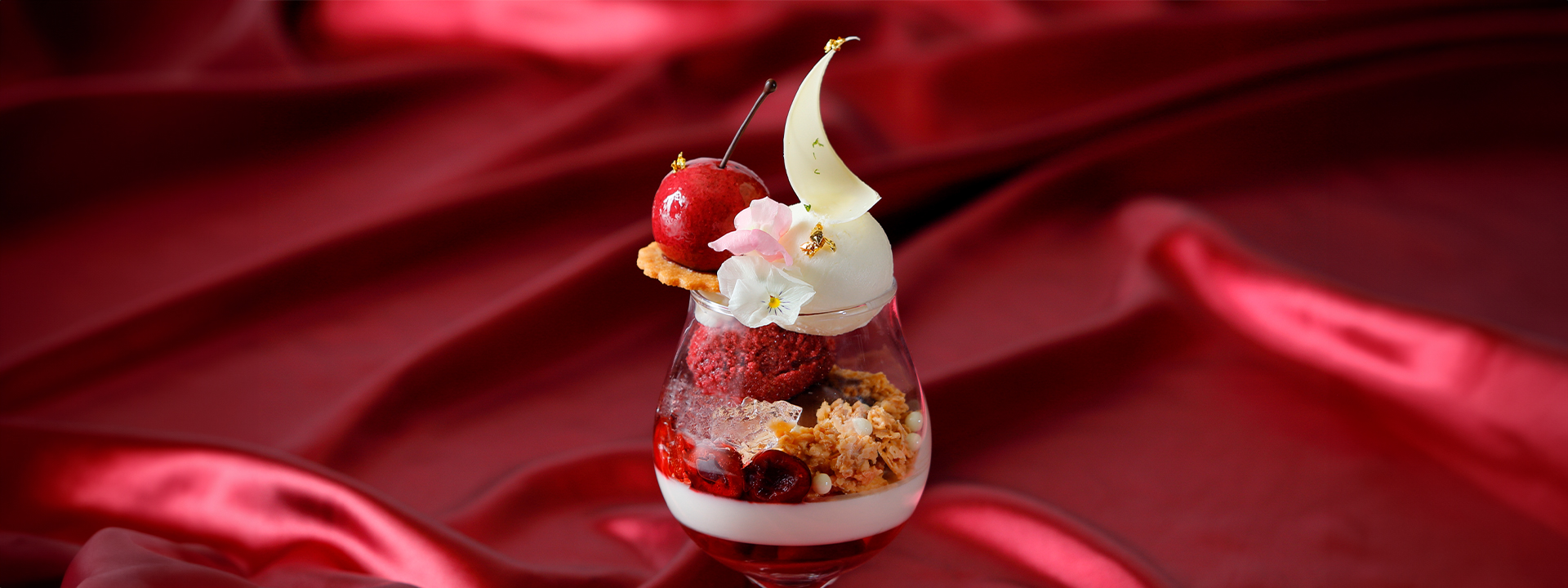 グリンデルワルドパフェ  ～Lady Cherry～